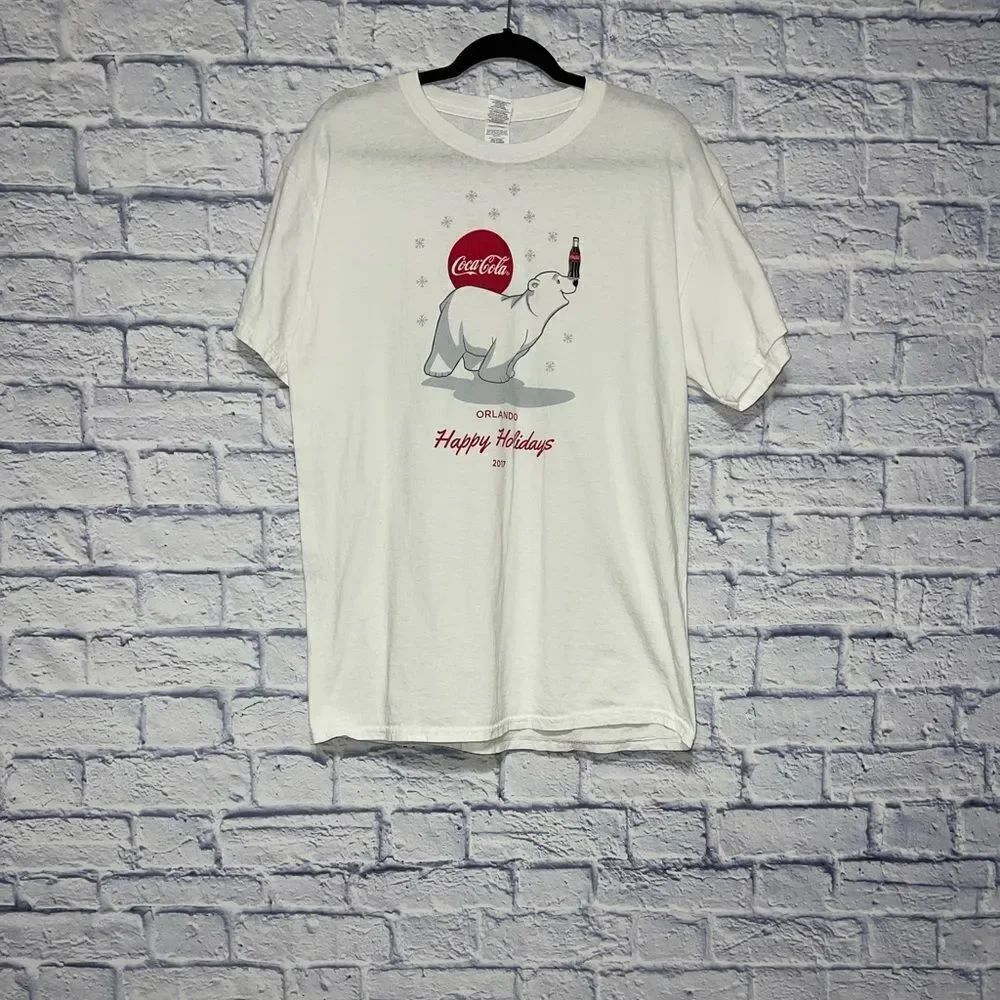 💜 Coca Cola Christmas Polar Bear White Tee Shirt L Orlando 2017
